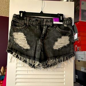 Dark wash short shorts